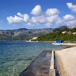 By The Sea Cove Vrbovica Bay - Vrbovica * Žrnovo