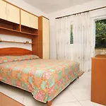 By The Sea Cove Vrbovica Bay - Vrbovica Apartman Žrnovo