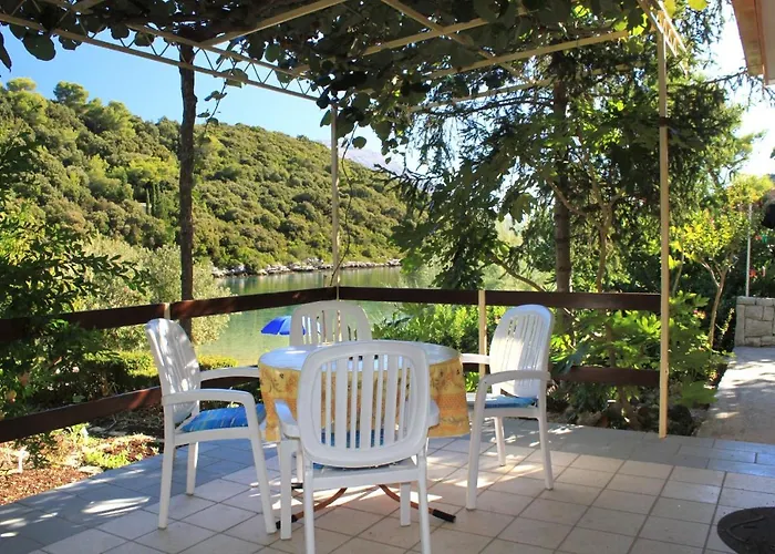 By The Sea Cove Vrbovica Bay - Vrbovica Apartment