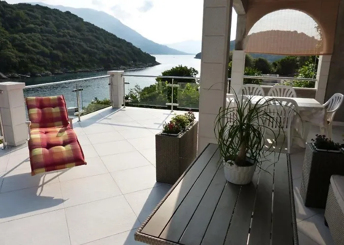 By The Sea Cove Vrbovica Bay - Vrbovica Apartment