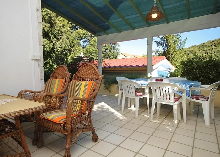 Apartment By The Sea Cove Vrbovica Bay - Vrbovica Zrnovo