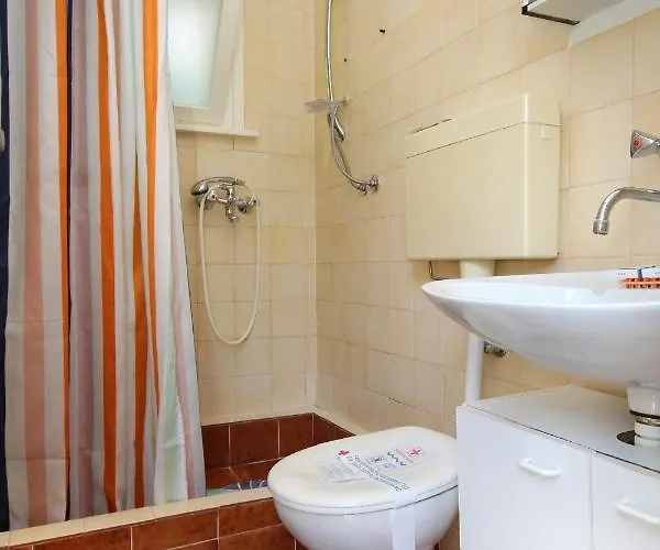 Apartment By The Sea Cove Vrbovica Bay - Vrbovica