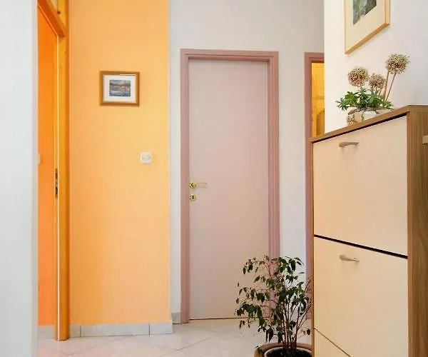 Apartment By The Sea Cove Vrbovica Bay - Vrbovica *