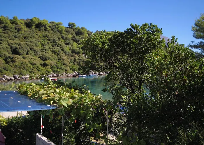 By The Sea Cove Vrbovica Bay - Vrbovica Zrnovo